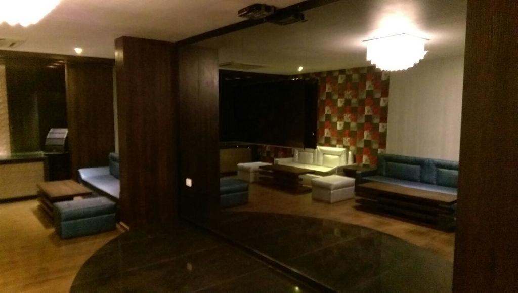 Hotel Bengal International Силигури Екстериор снимка